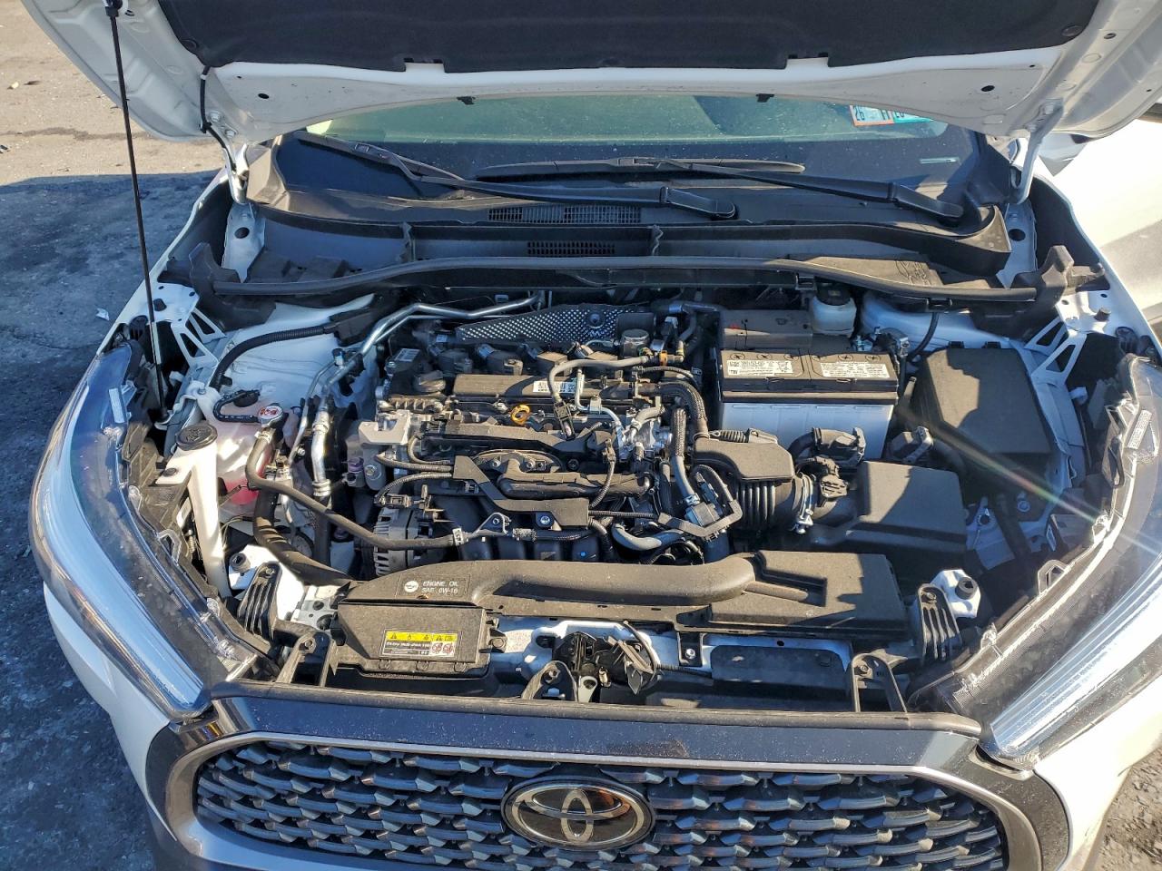 2022 TOYOTA COROLLA CROSS XLE photo 12