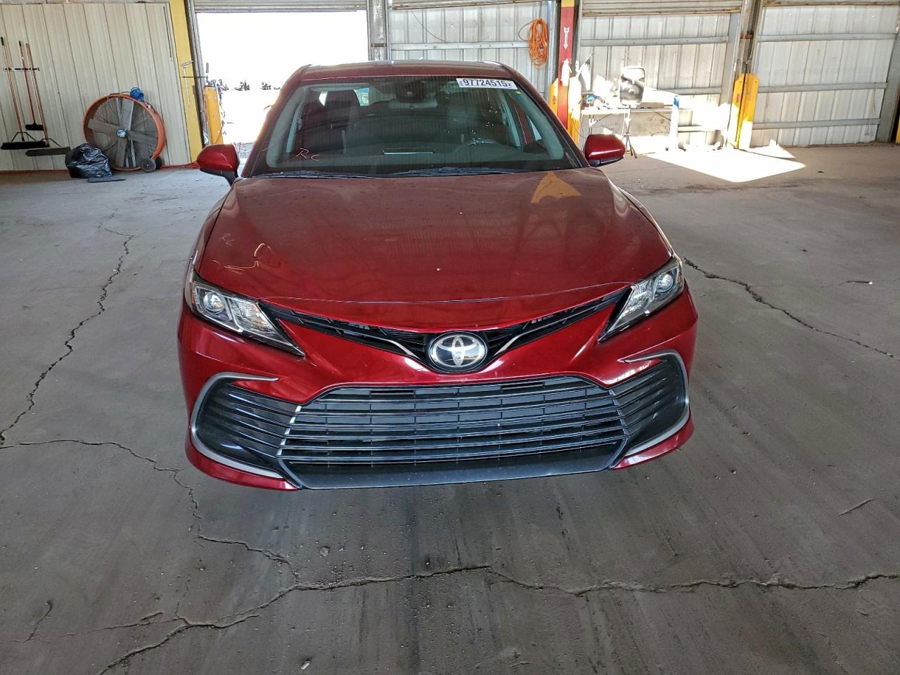 2021 TOYOTA CAMRY LE photo 5