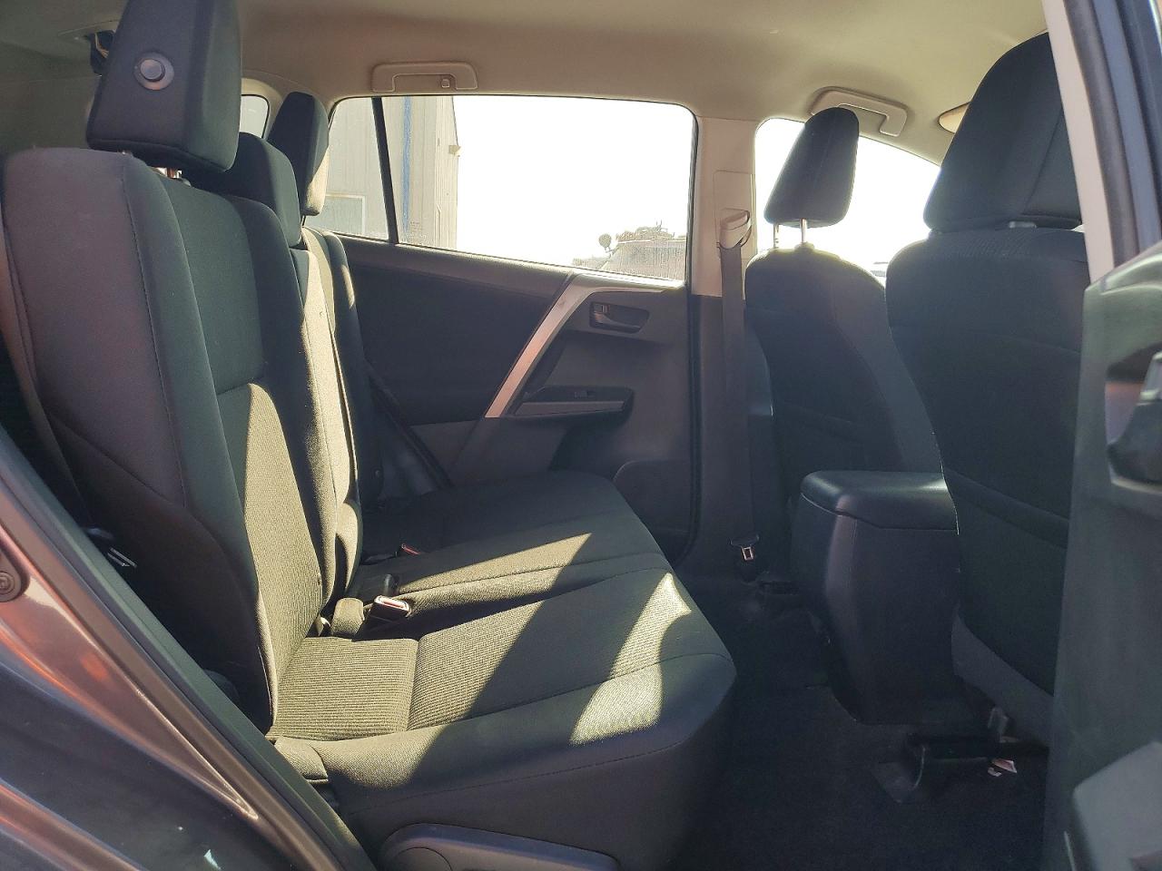 2017 TOYOTA RAV4 LE photo 31