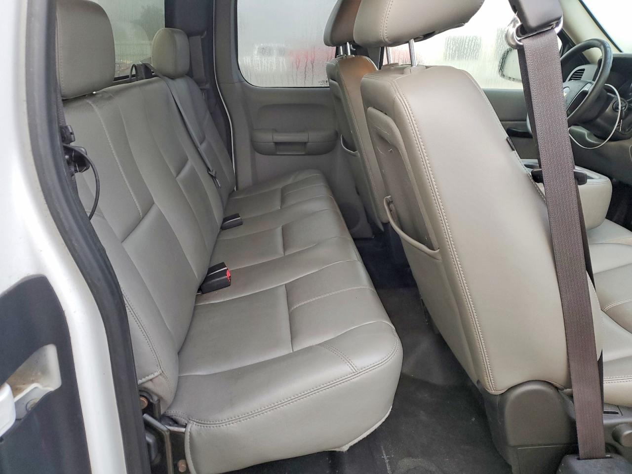 2010 CHEVROLET SILVERADO C1500 photo 10