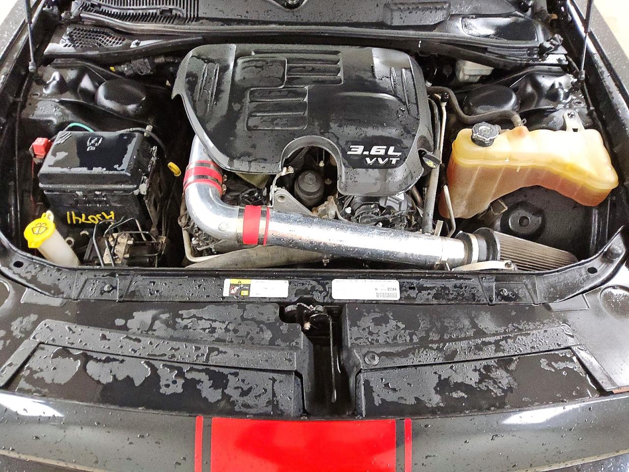 2013 DODGE CHALLENGER SXT photo 11