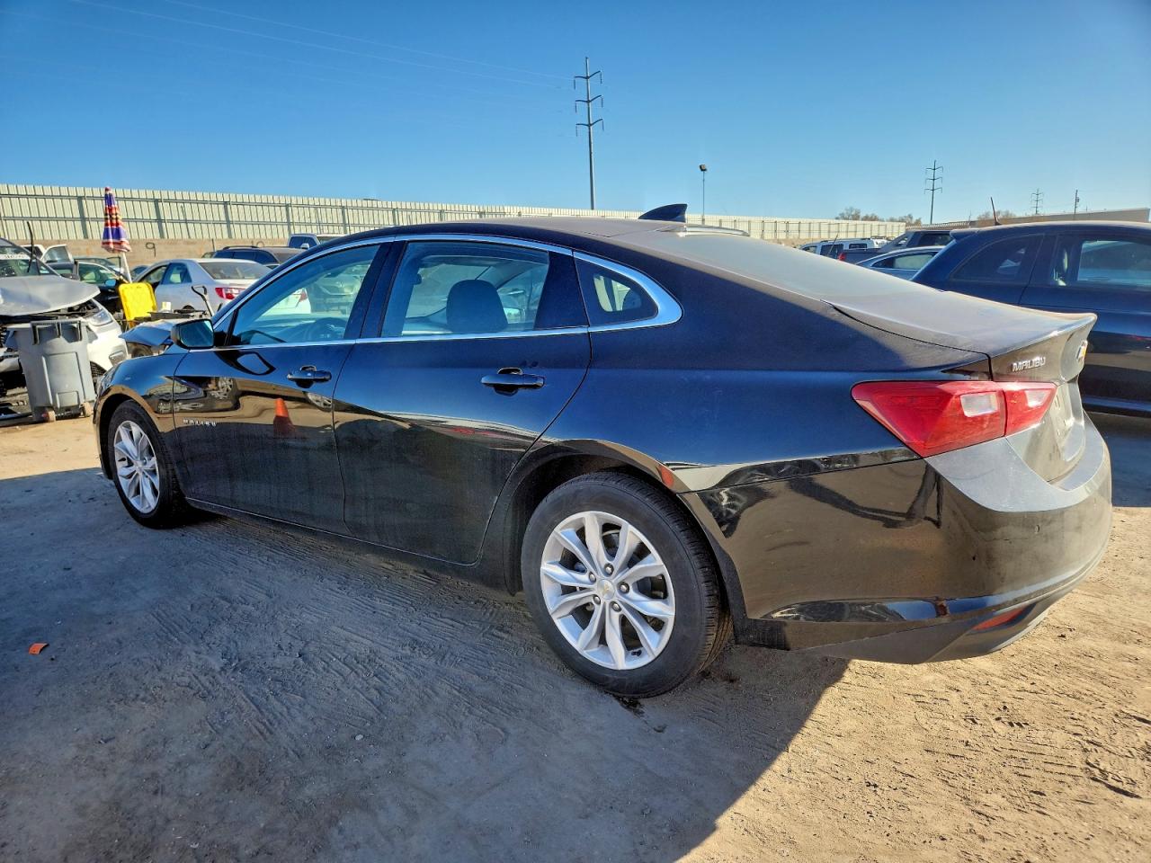 2024 CHEVROLET MALIBU LT photo 4