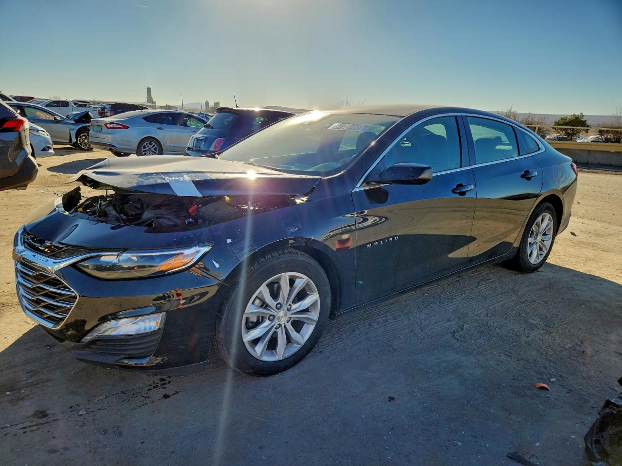 2024 CHEVROLET MALIBU LT photo 2