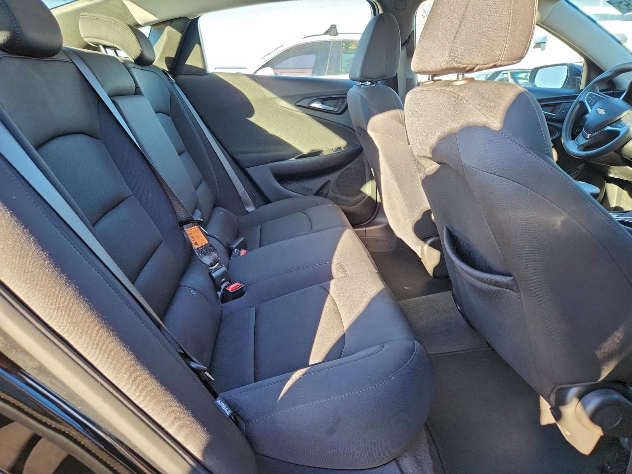 2024 CHEVROLET MALIBU LT photo 28