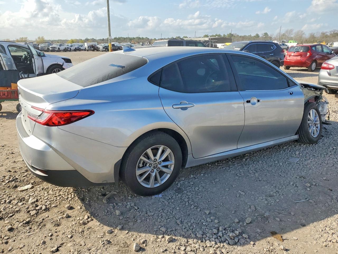 2025 TOYOTA CAMRY XSE photo 3