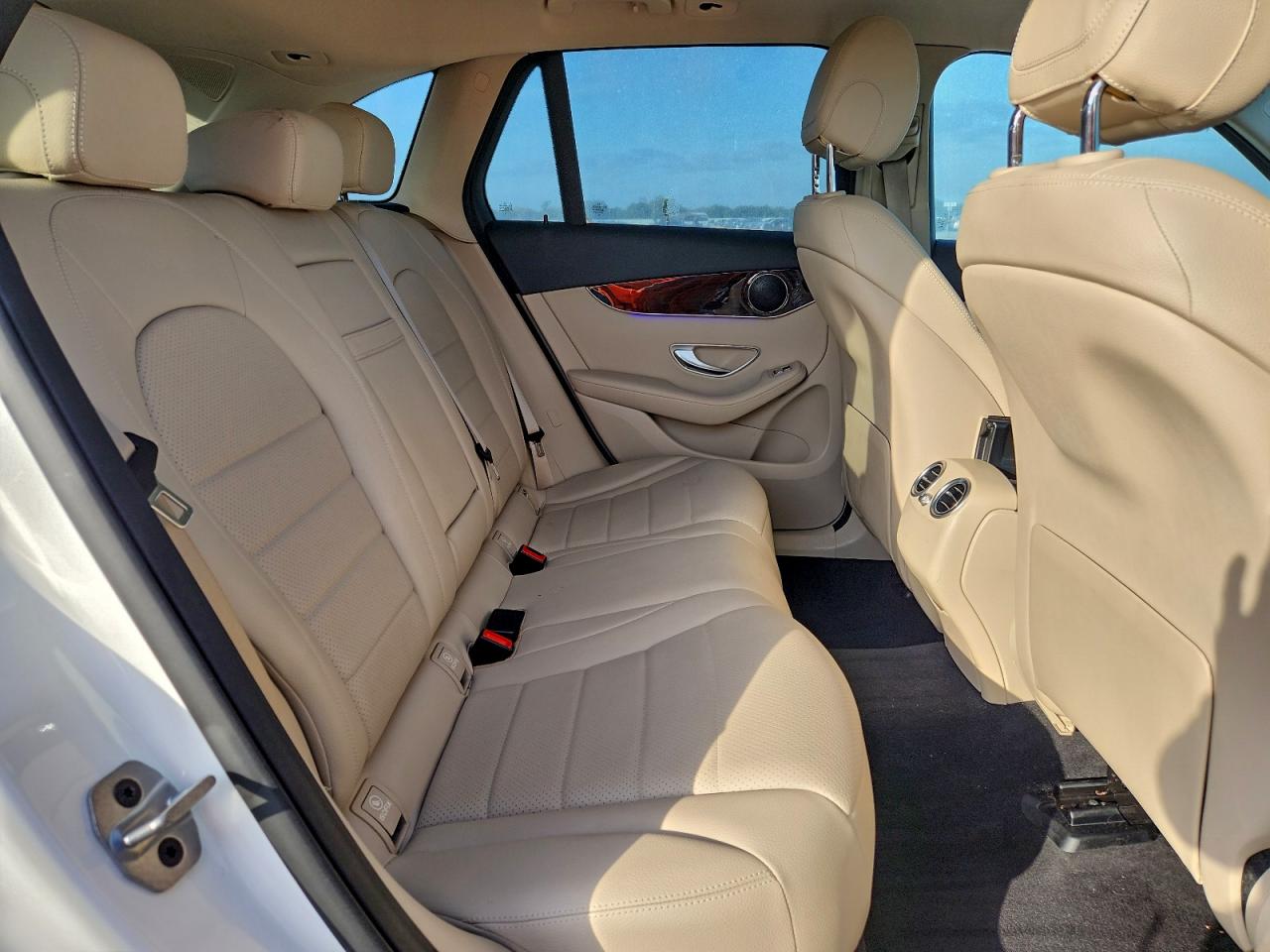2022 MERCEDES-BENZ GLC 300 photo 11