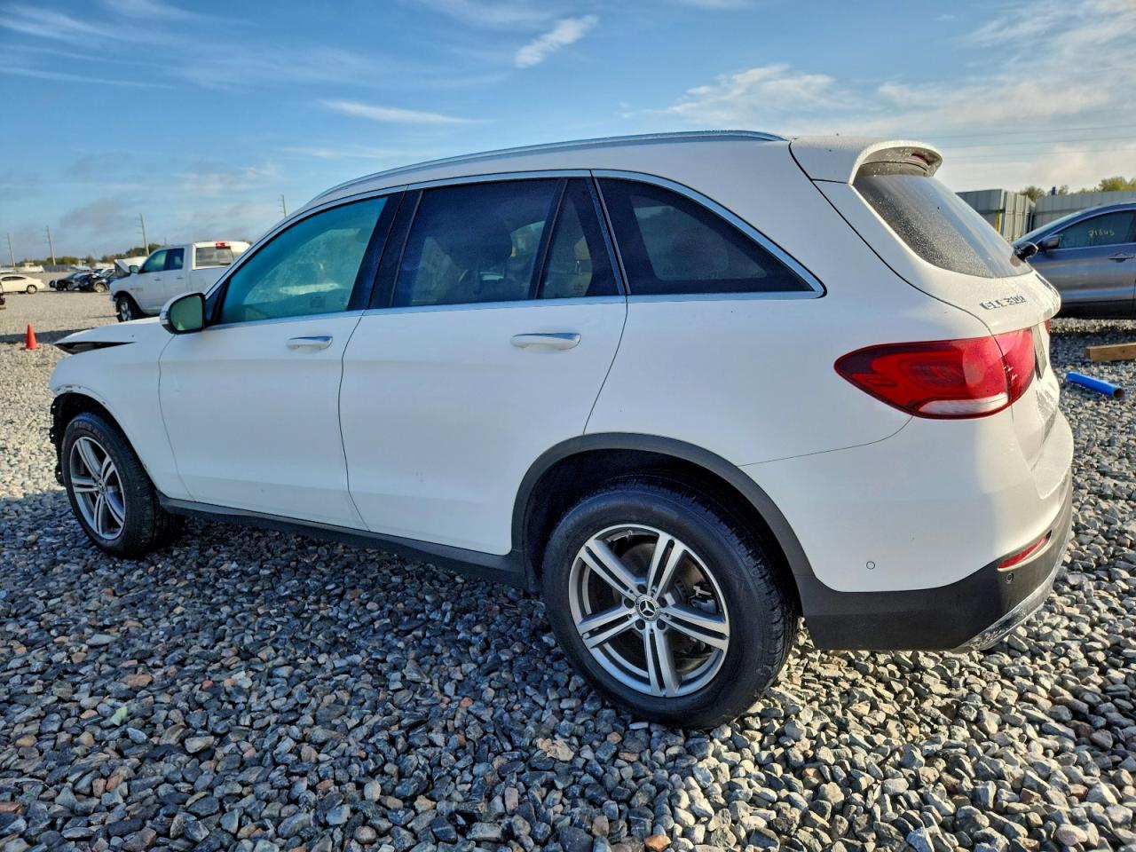 2022 MERCEDES-BENZ GLC 300 photo 2