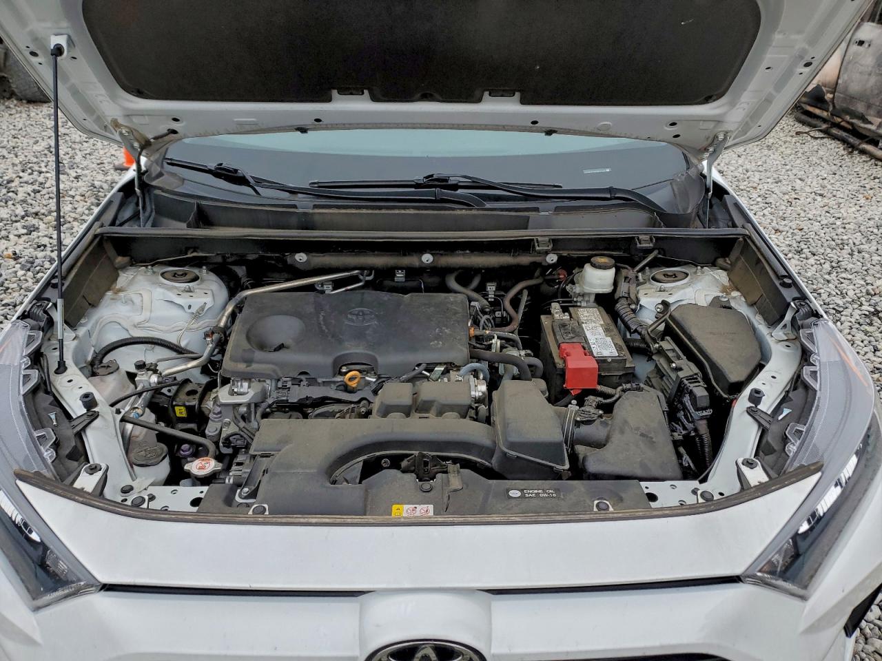 2022 TOYOTA RAV4 LE photo 34
