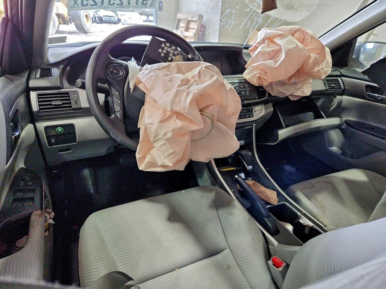 2014 HONDA ACCORD LX photo 8