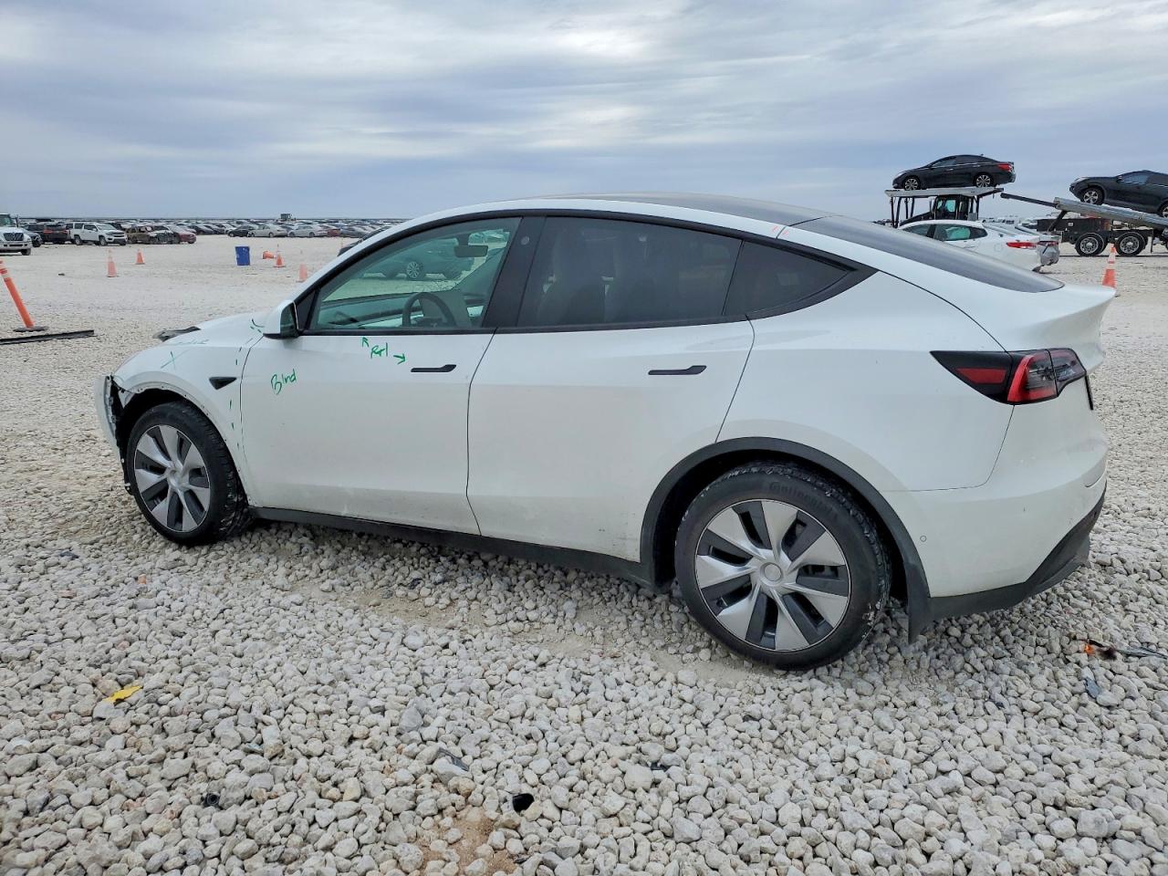 2021 TESLA MODEL Y photo 2
