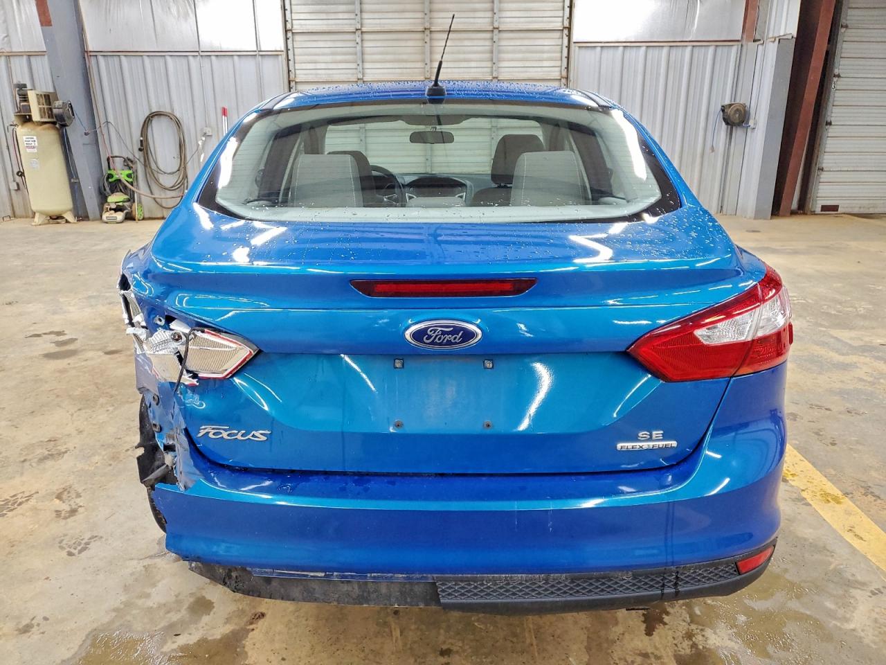 2014 FORD FOCUS SE photo 6