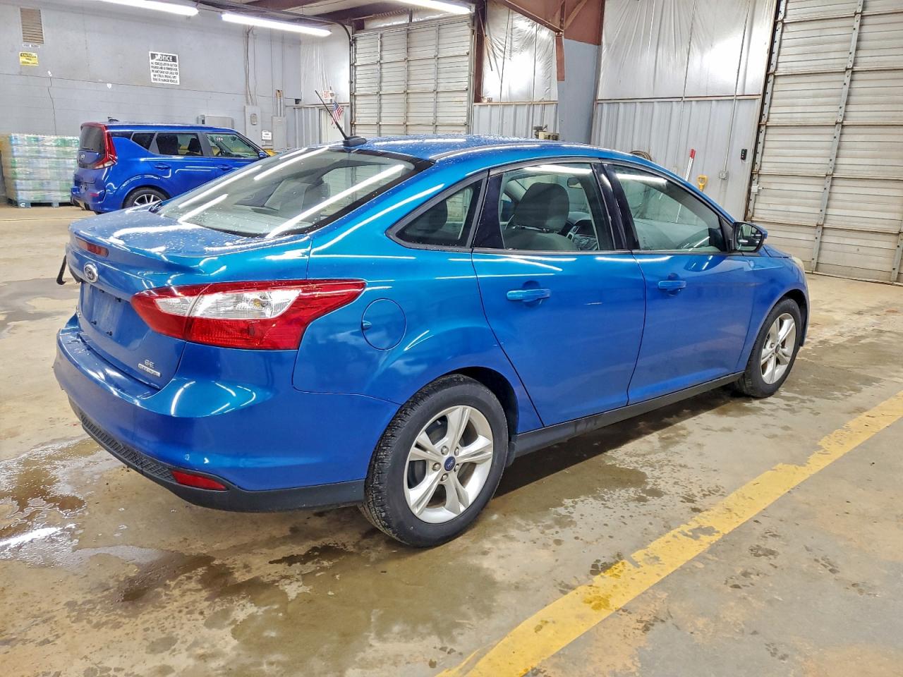 2014 FORD FOCUS SE photo 3