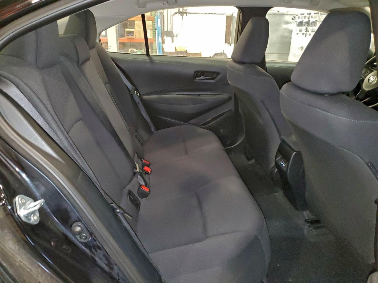 2024 TOYOTA COROLLA LE photo 10
