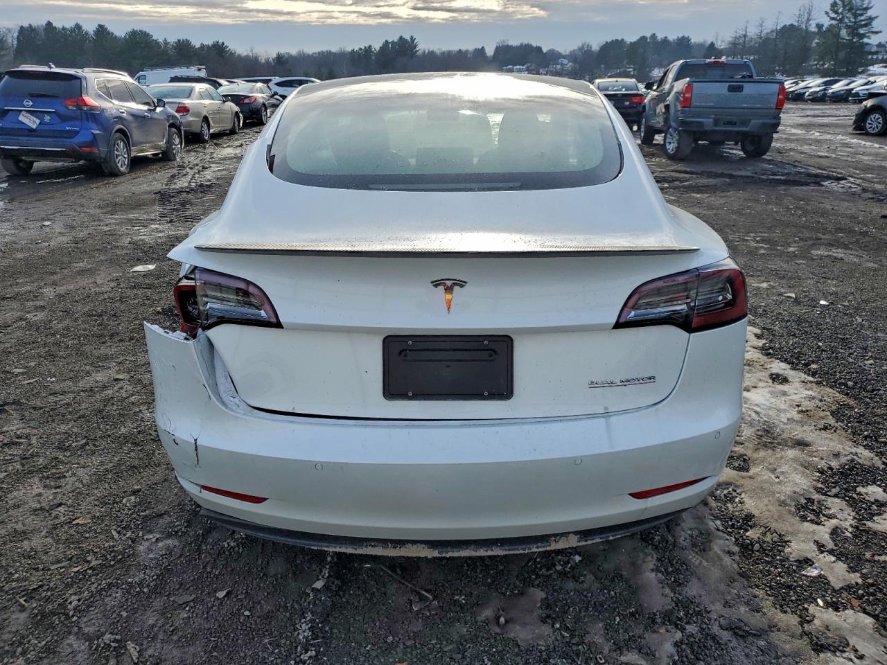 2022 TESLA MODEL 3 photo 6