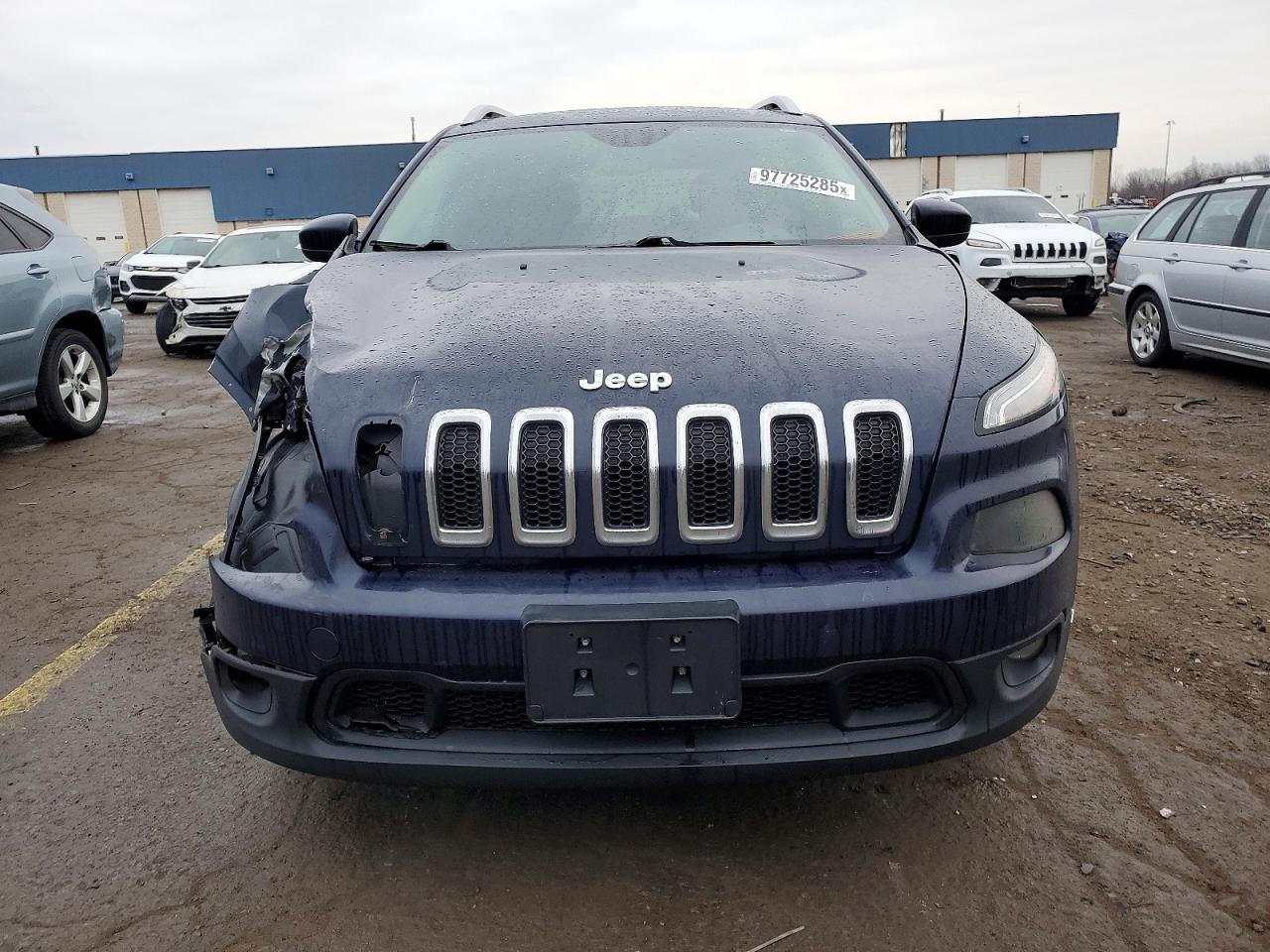 2015 JEEP CHEROKEE LATITUDE photo 5