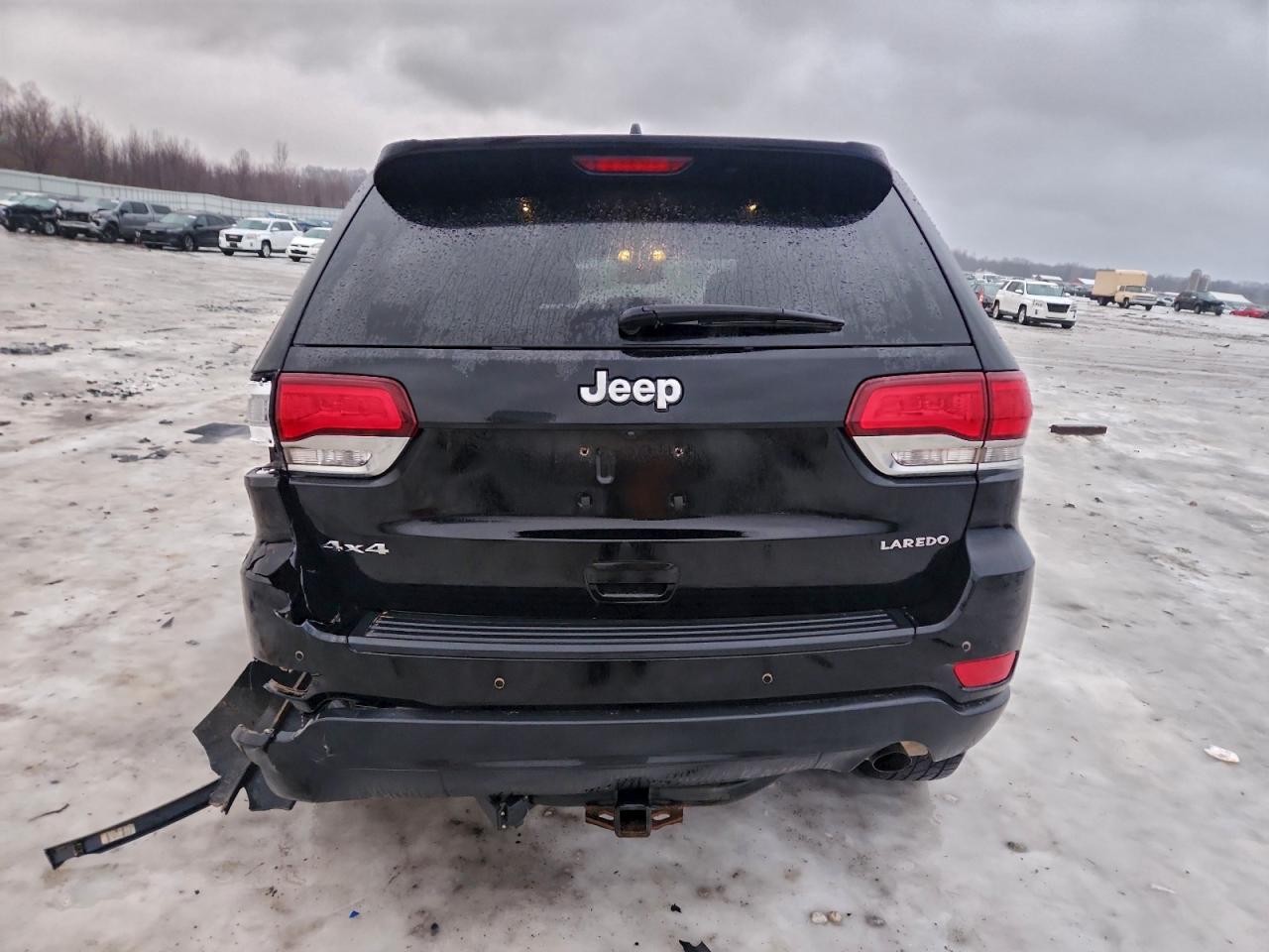 2022 JEEP GRAND CHEROKEE LAREDO E photo 6
