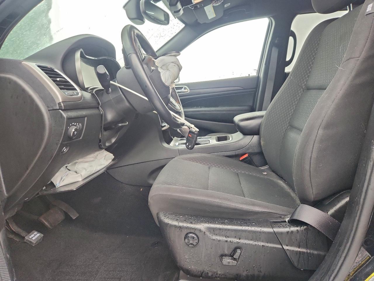 2022 JEEP GRAND CHEROKEE LAREDO E photo 7