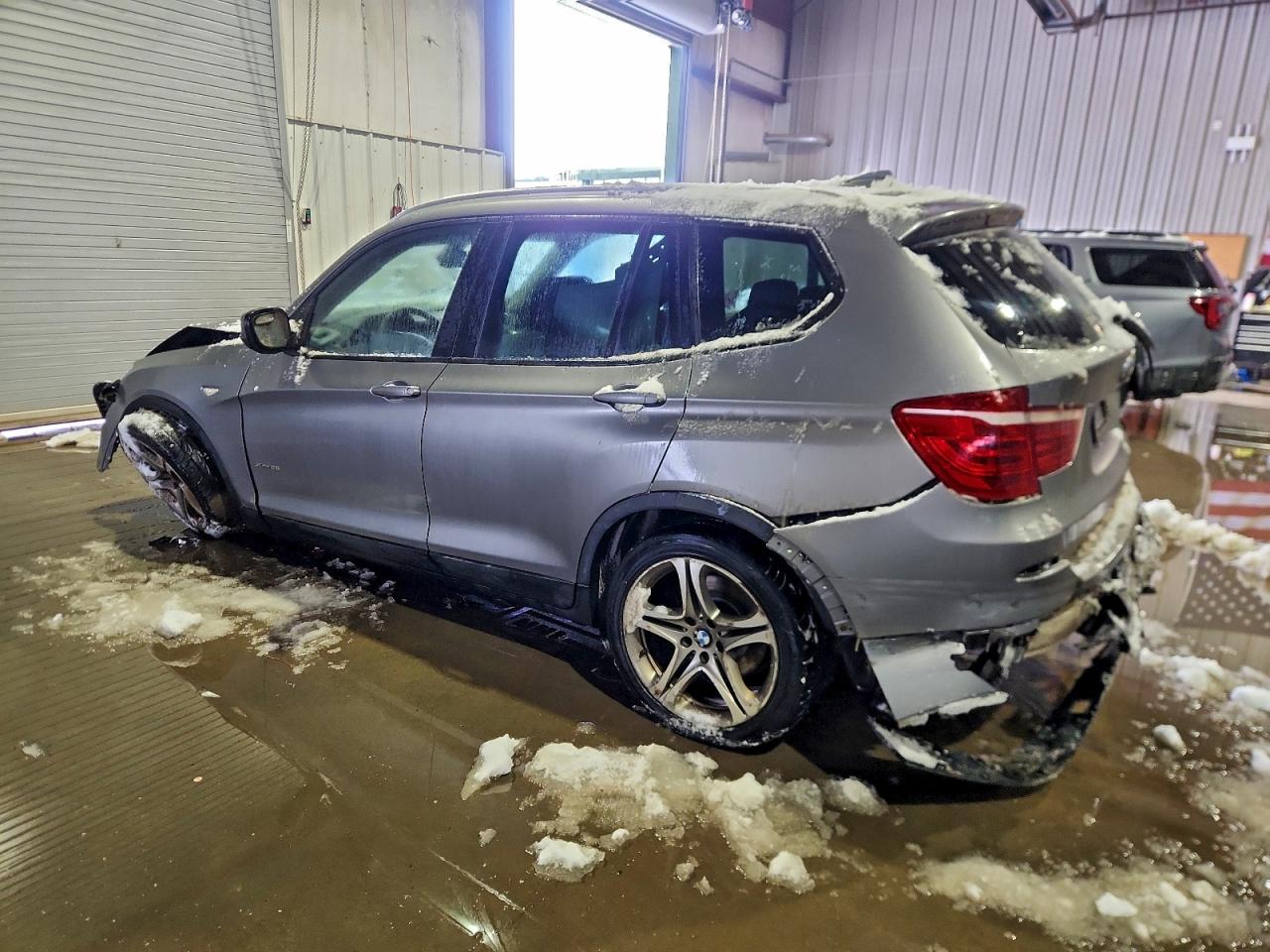 2011 BMW X3 XDRIVE28I photo 2
