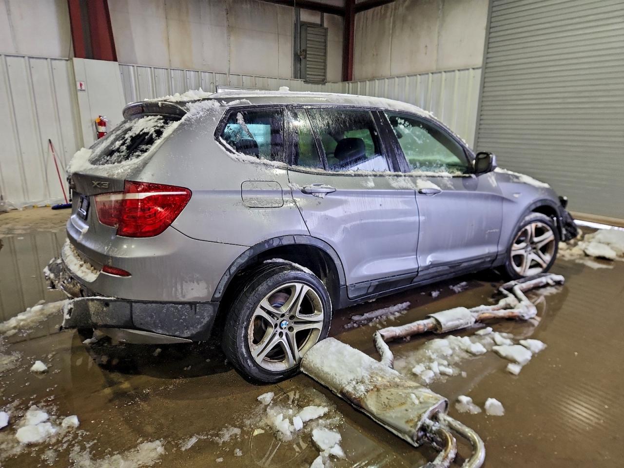 2011 BMW X3 XDRIVE28I photo 3