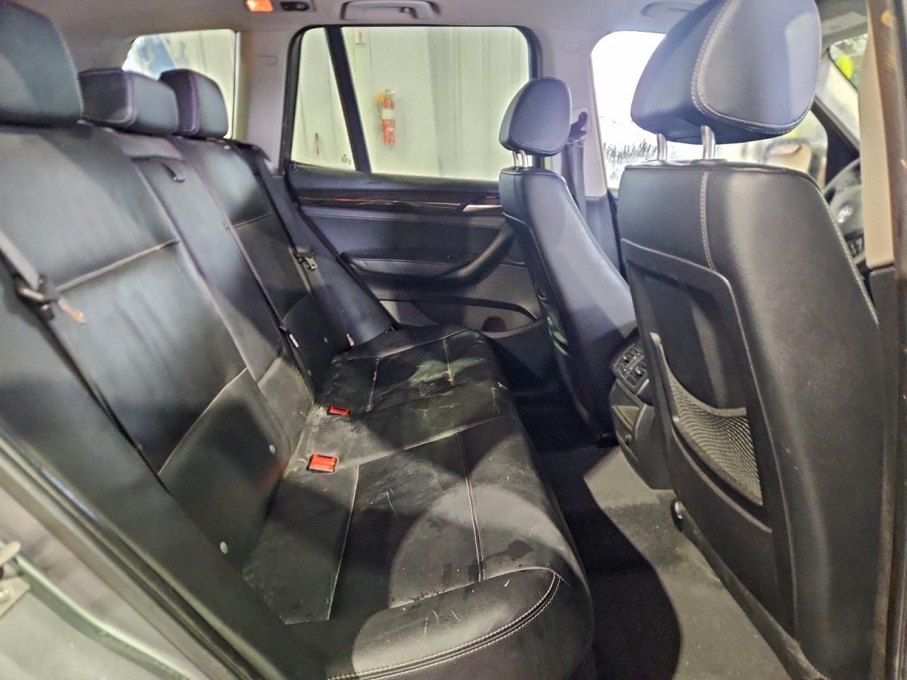2011 BMW X3 XDRIVE28I photo 11