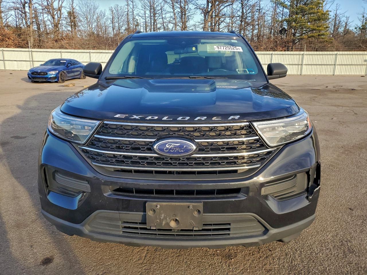 2021 FORD EXPLORER XLT photo 5
