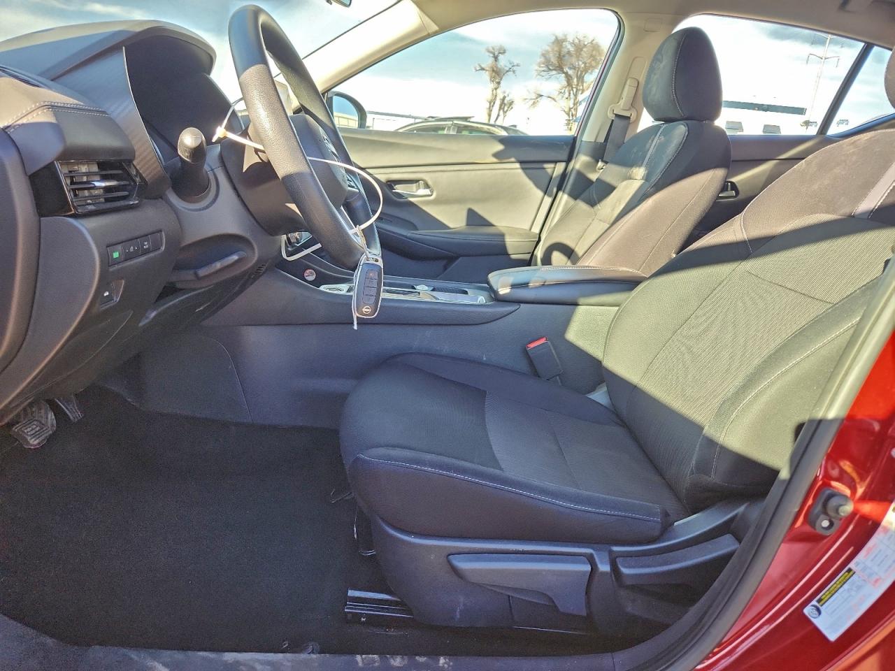 2024 NISSAN SENTRA SV photo 7