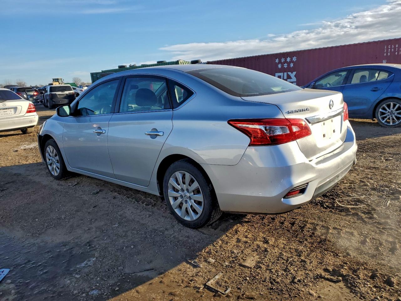 2018 NISSAN SENTRA S photo 2