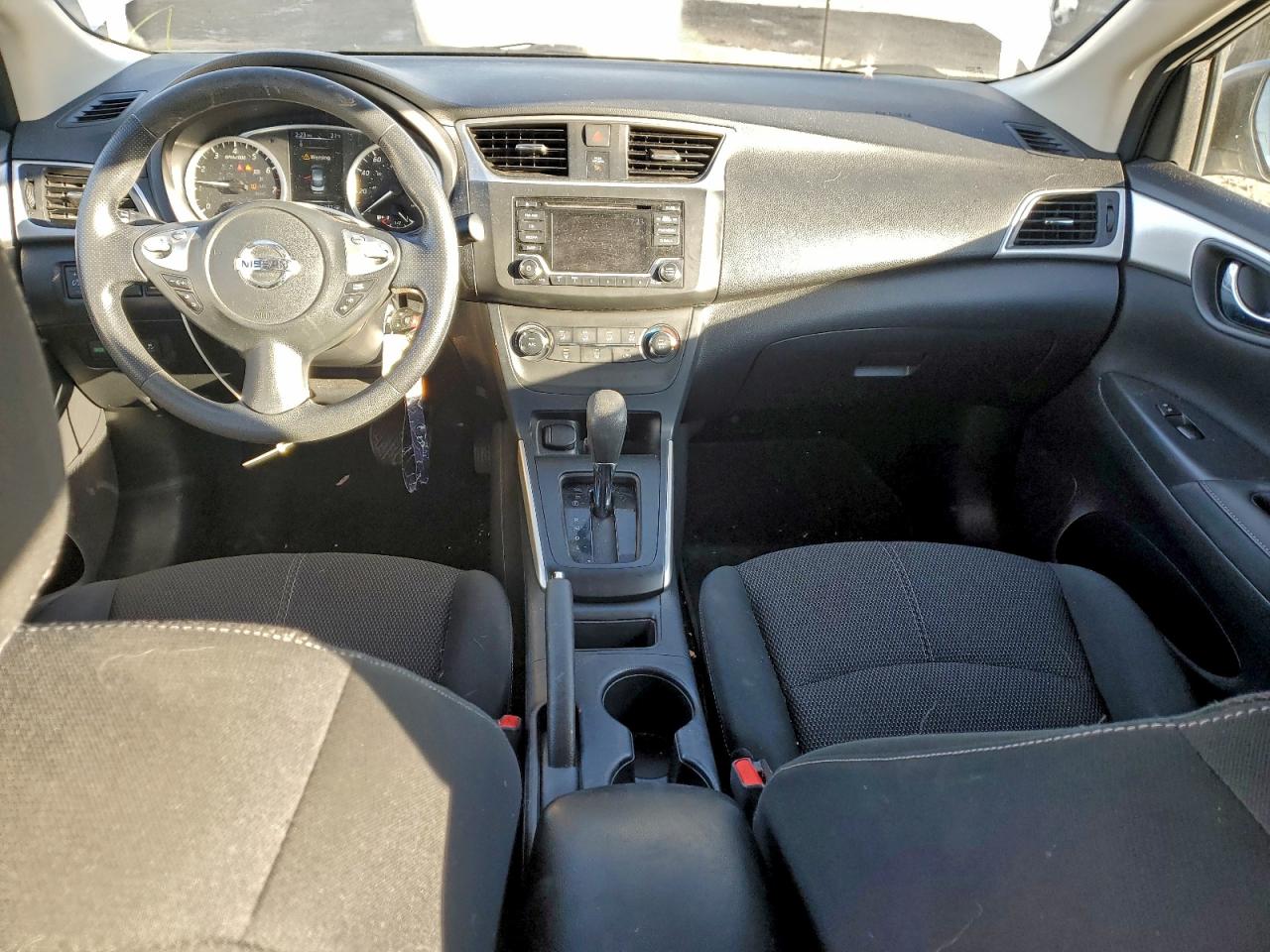 2018 NISSAN SENTRA S photo 8