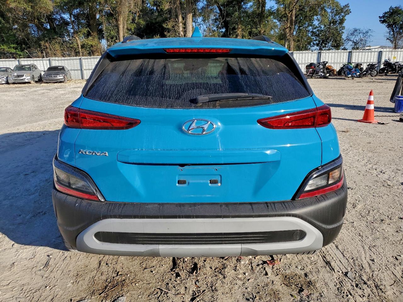 2022 HYUNDAI KONA SEL photo 6