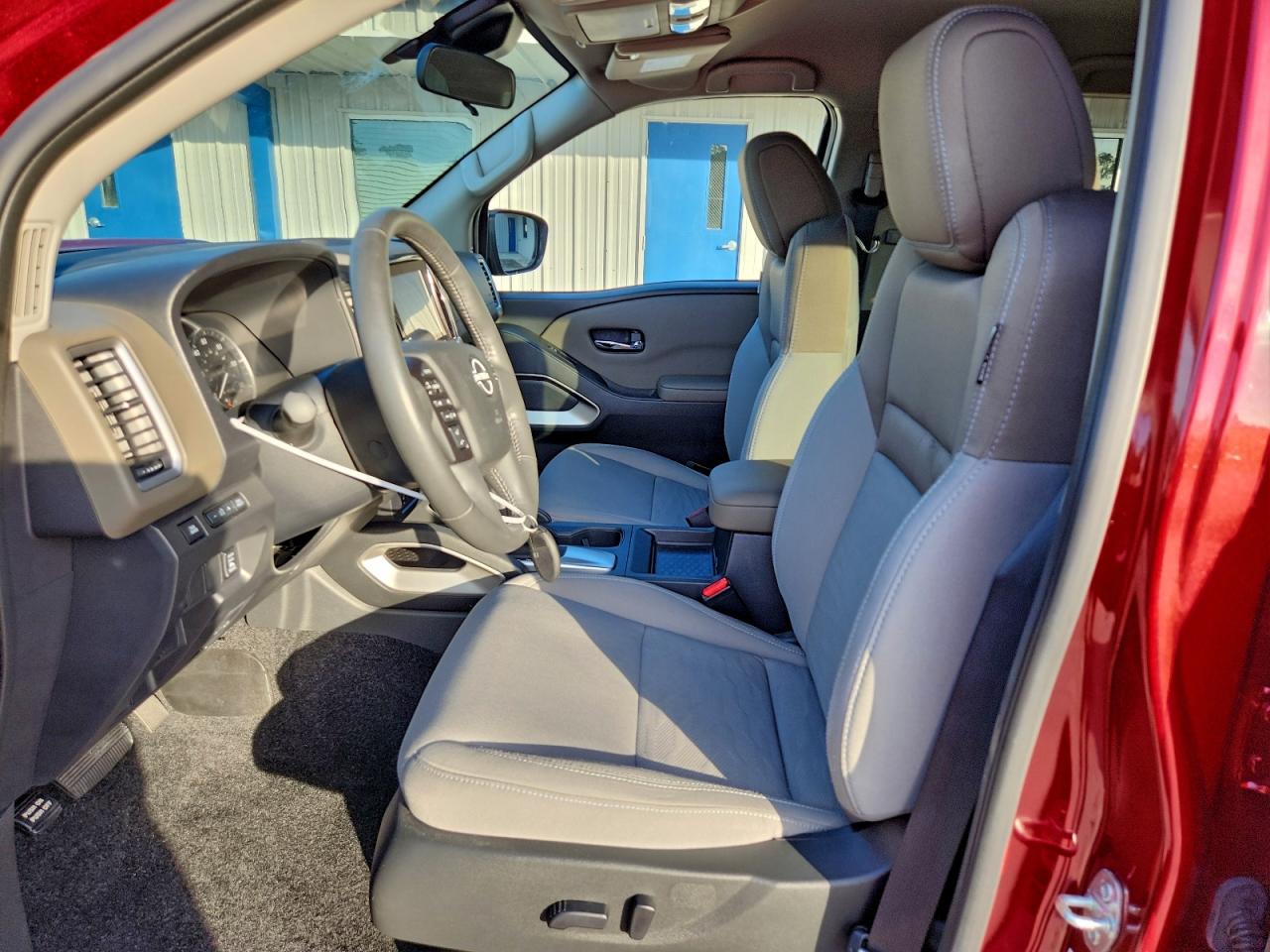 2024 NISSAN FRONTIER S photo 7