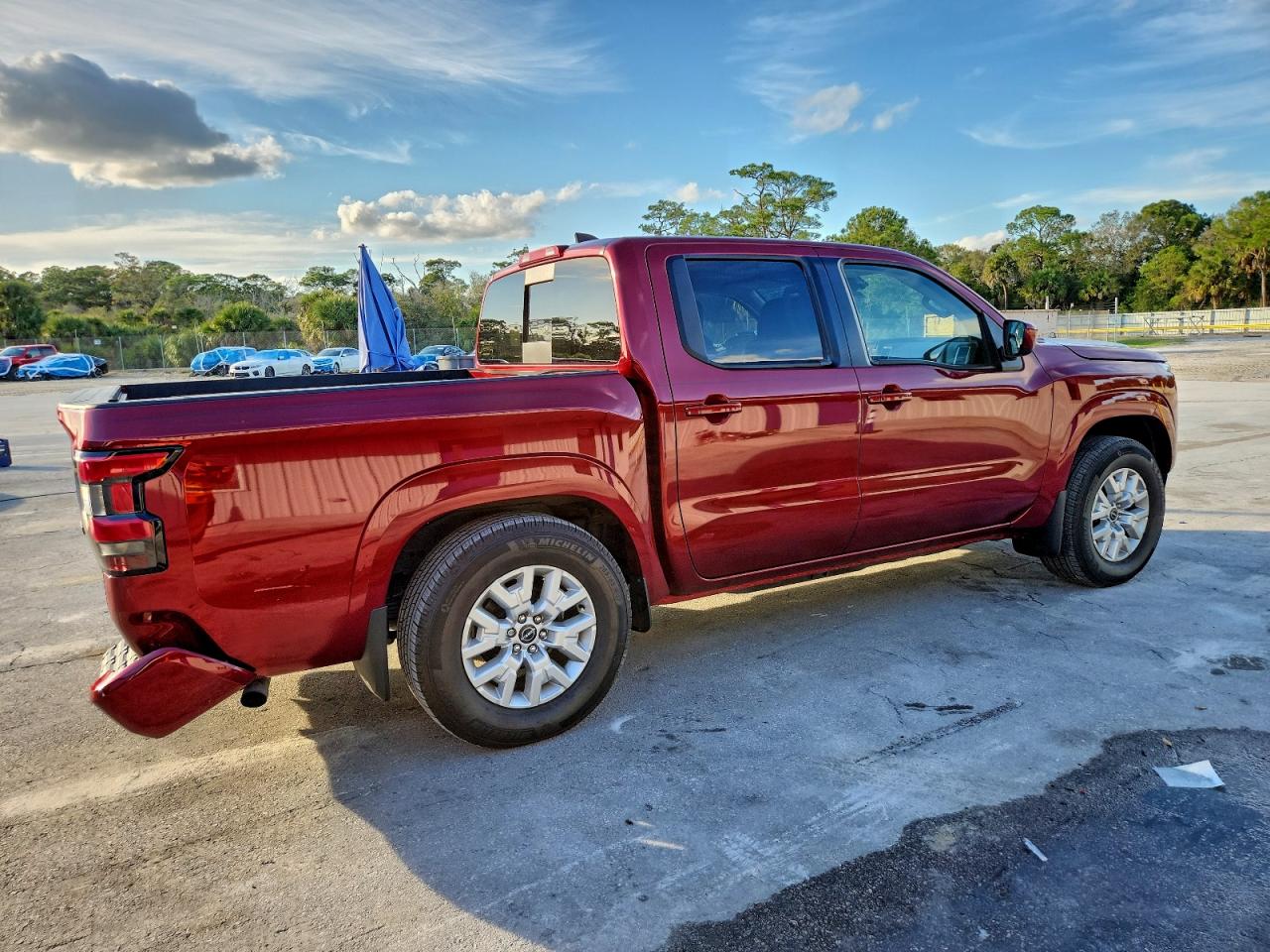 2024 NISSAN FRONTIER S photo 3
