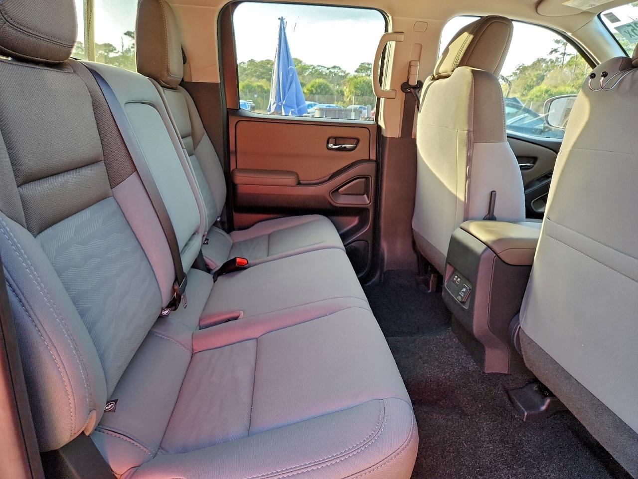 2024 NISSAN FRONTIER S photo 10