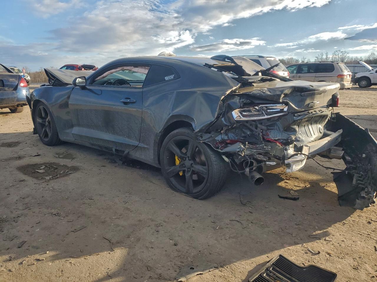 2016 CHEVROLET CAMARO SS photo 3