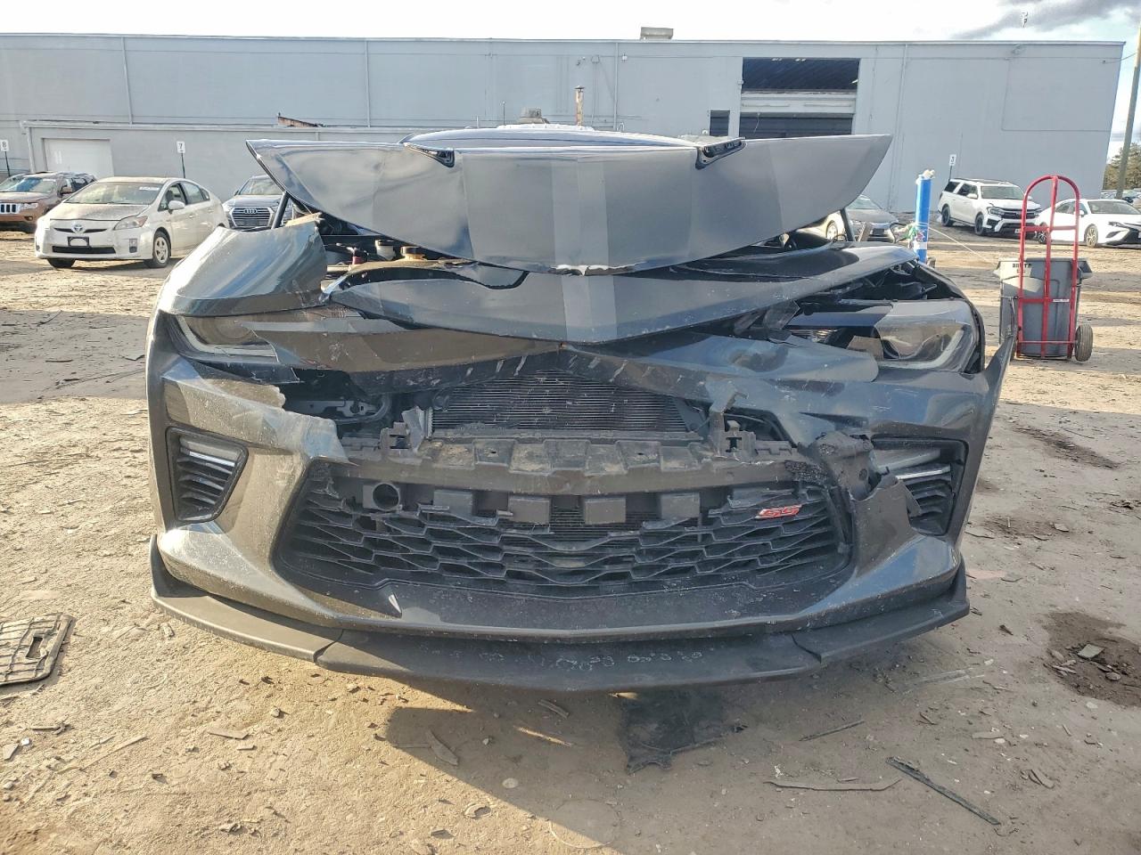2016 CHEVROLET CAMARO SS photo 9