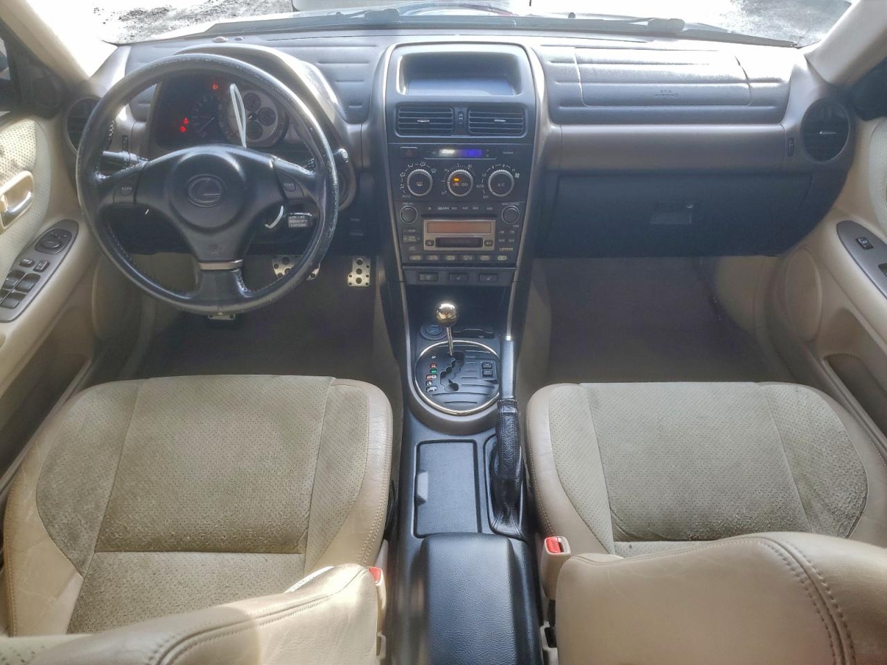 2001 LEXUS IS 300 photo 8