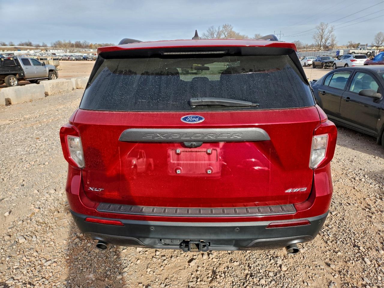2021 FORD EXPLORER XLT photo 6