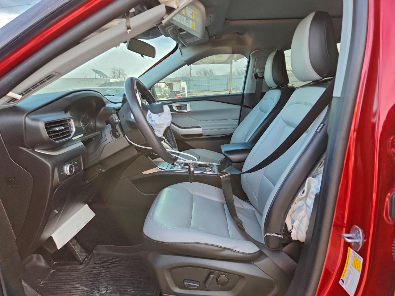 2021 FORD EXPLORER XLT photo 7