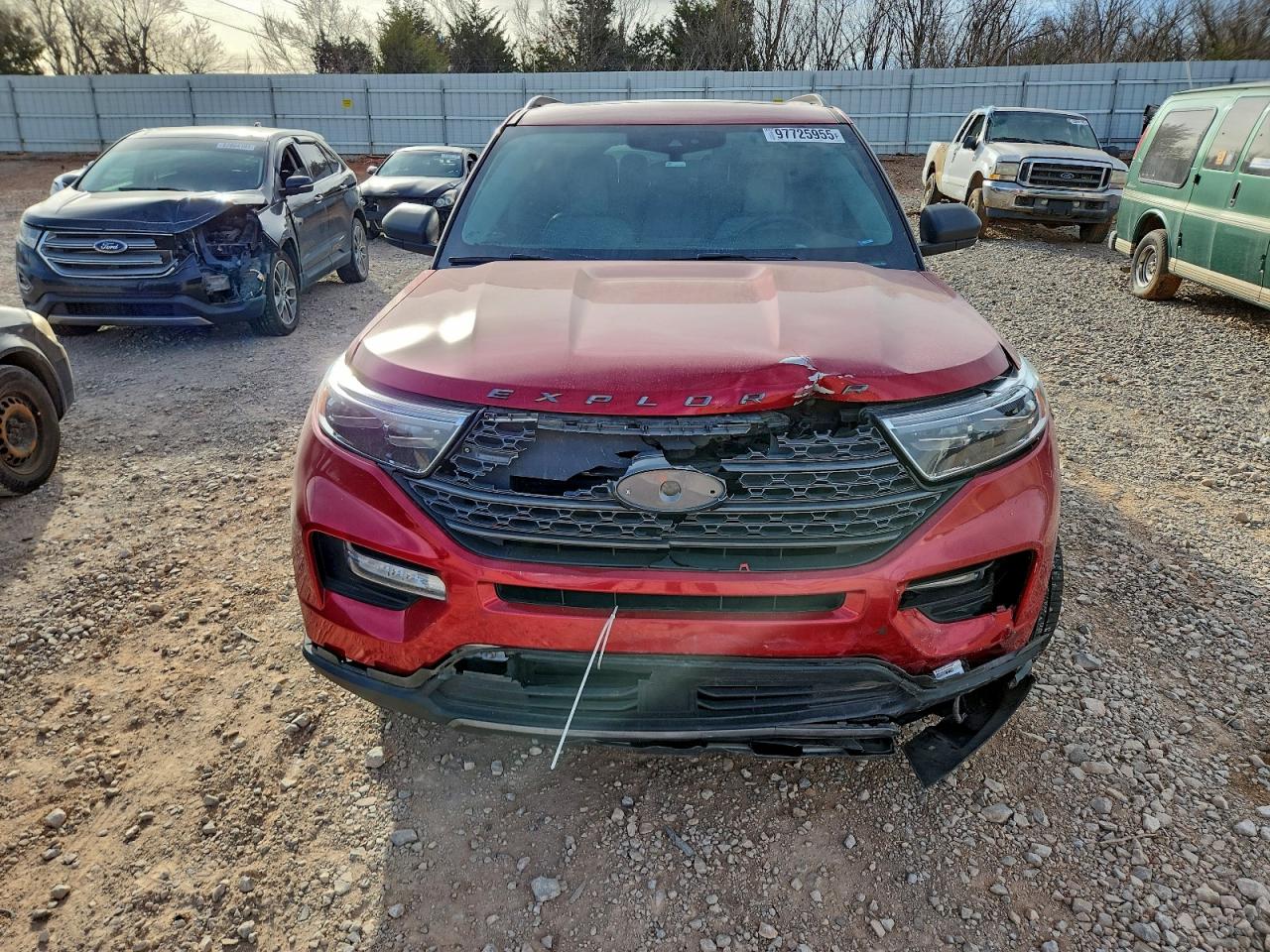 2021 FORD EXPLORER XLT photo 5