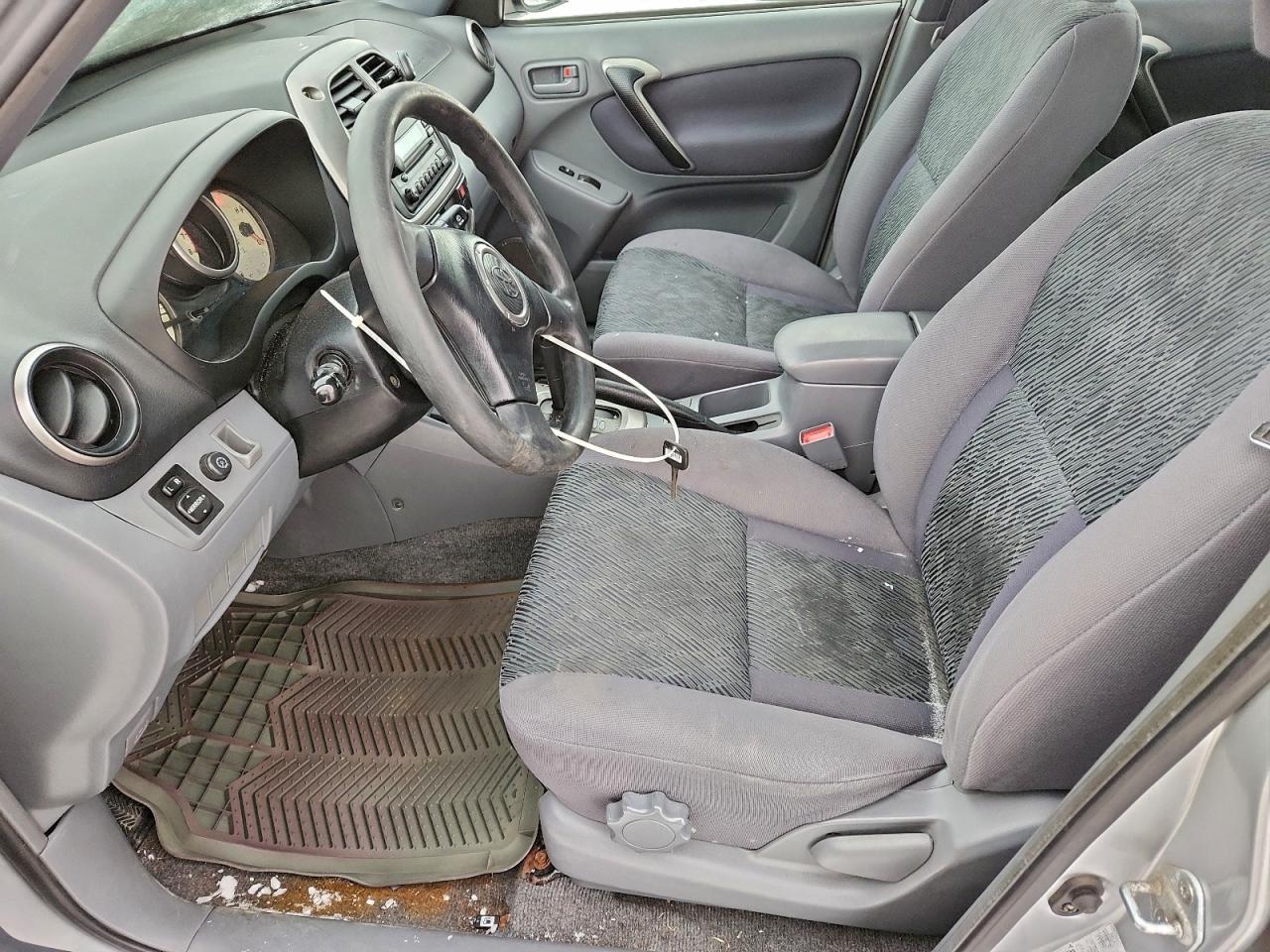 2001 TOYOTA RAV4 photo 13
