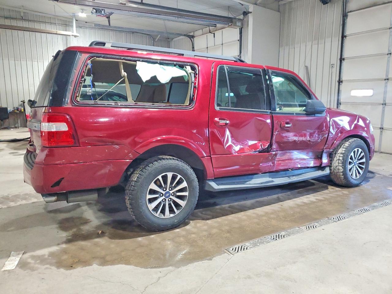 2015 FORD EXPEDITION EL XLT photo 3