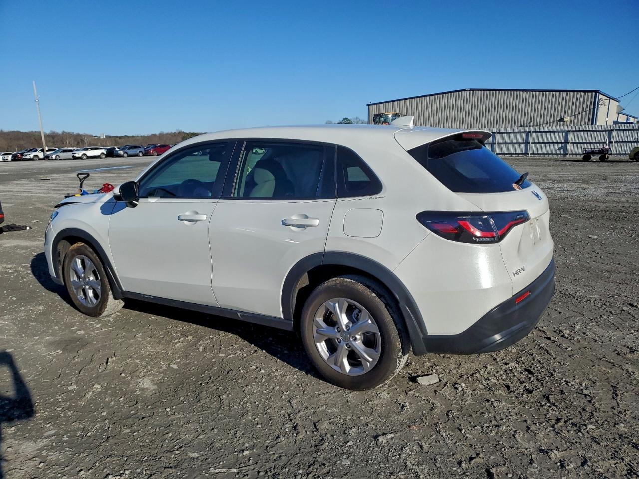 2024 HONDA HR-V LX photo 2