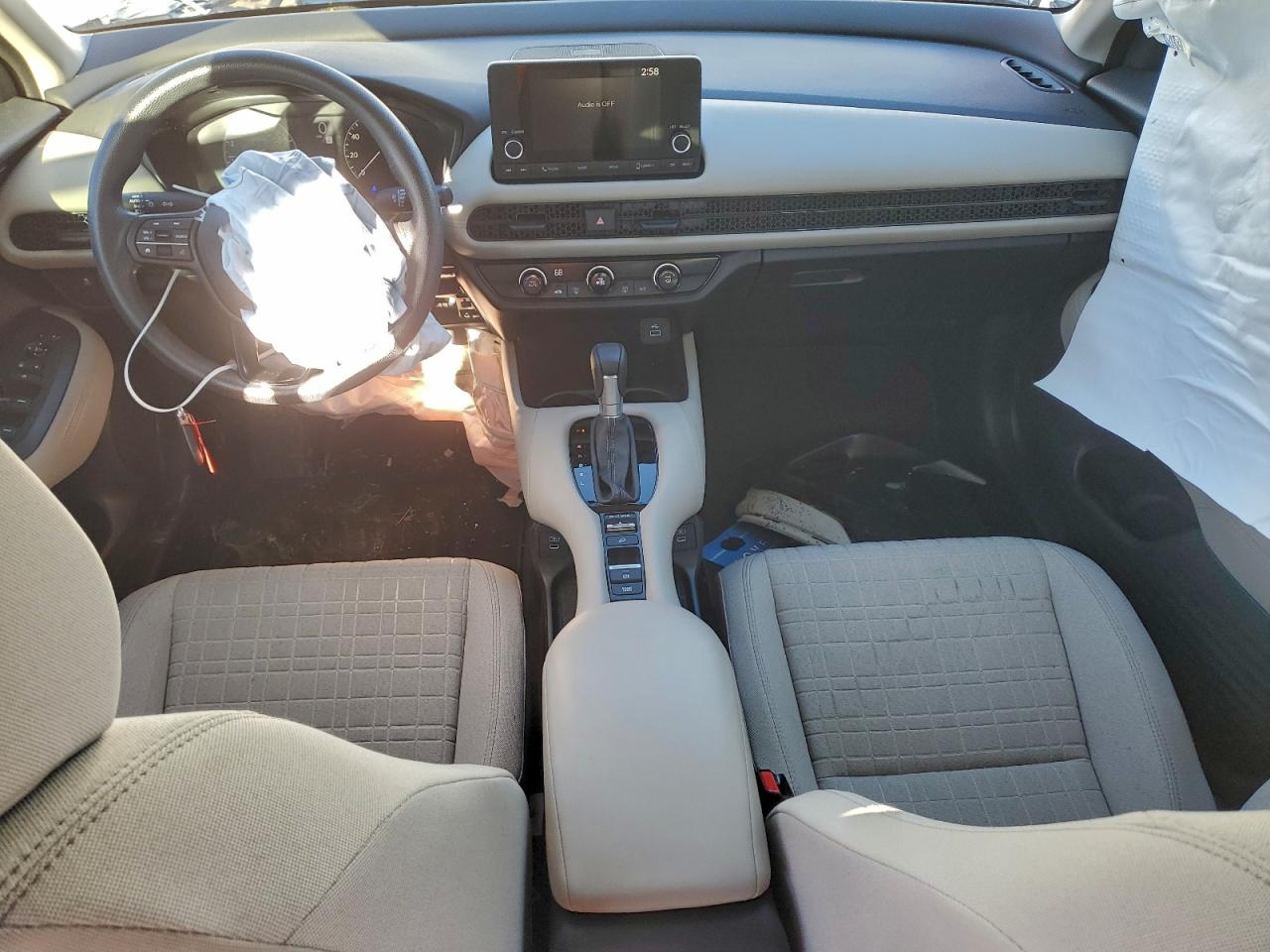 2024 HONDA HR-V LX photo 8