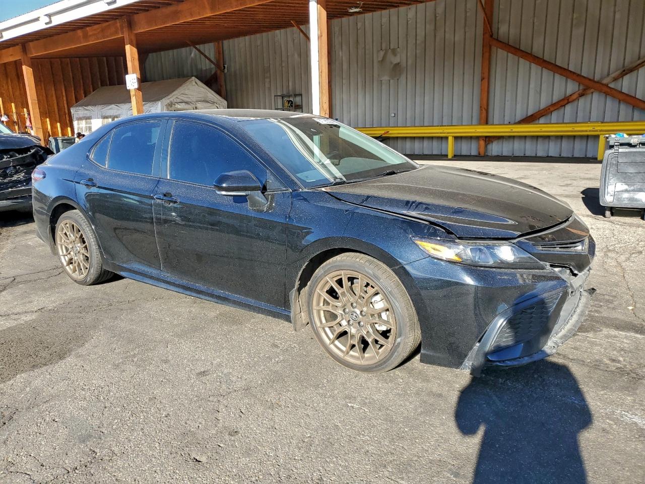 2023 TOYOTA CAMRY SE NIGHT SHADE photo 4