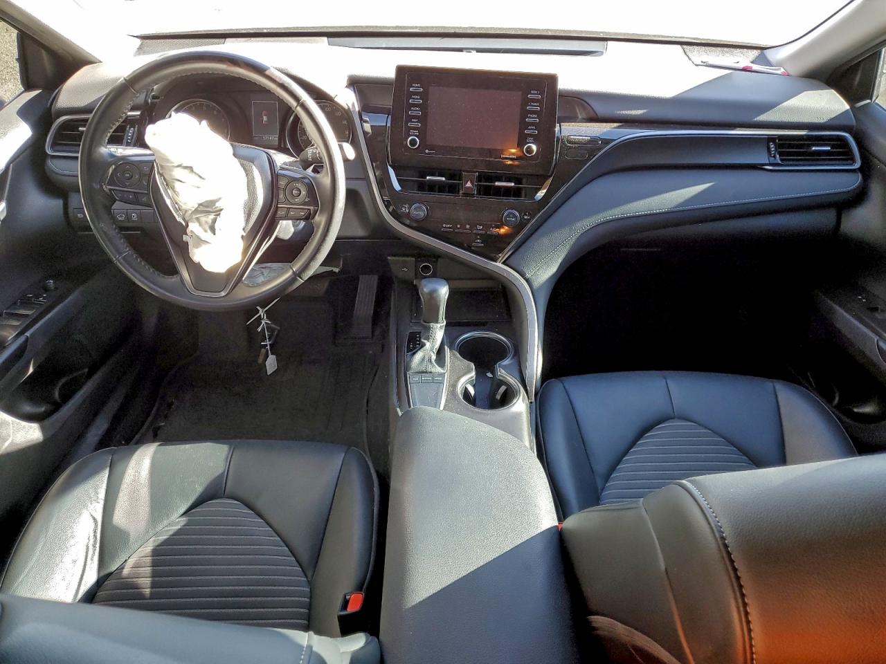 2023 TOYOTA CAMRY SE NIGHT SHADE photo 8