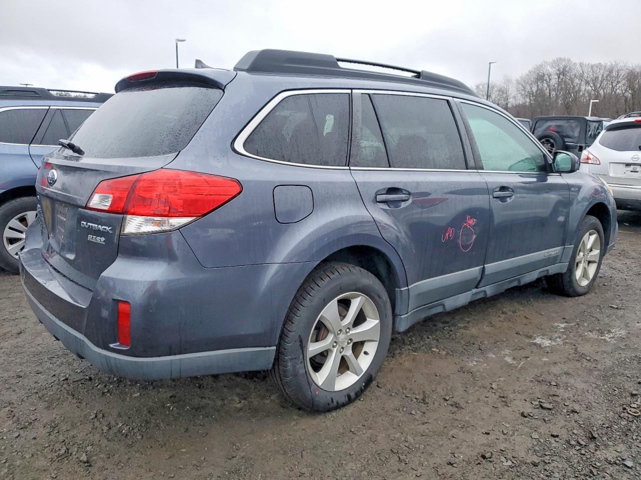2014 SUBARU OUTBACK 2.5I LIMITED photo 3