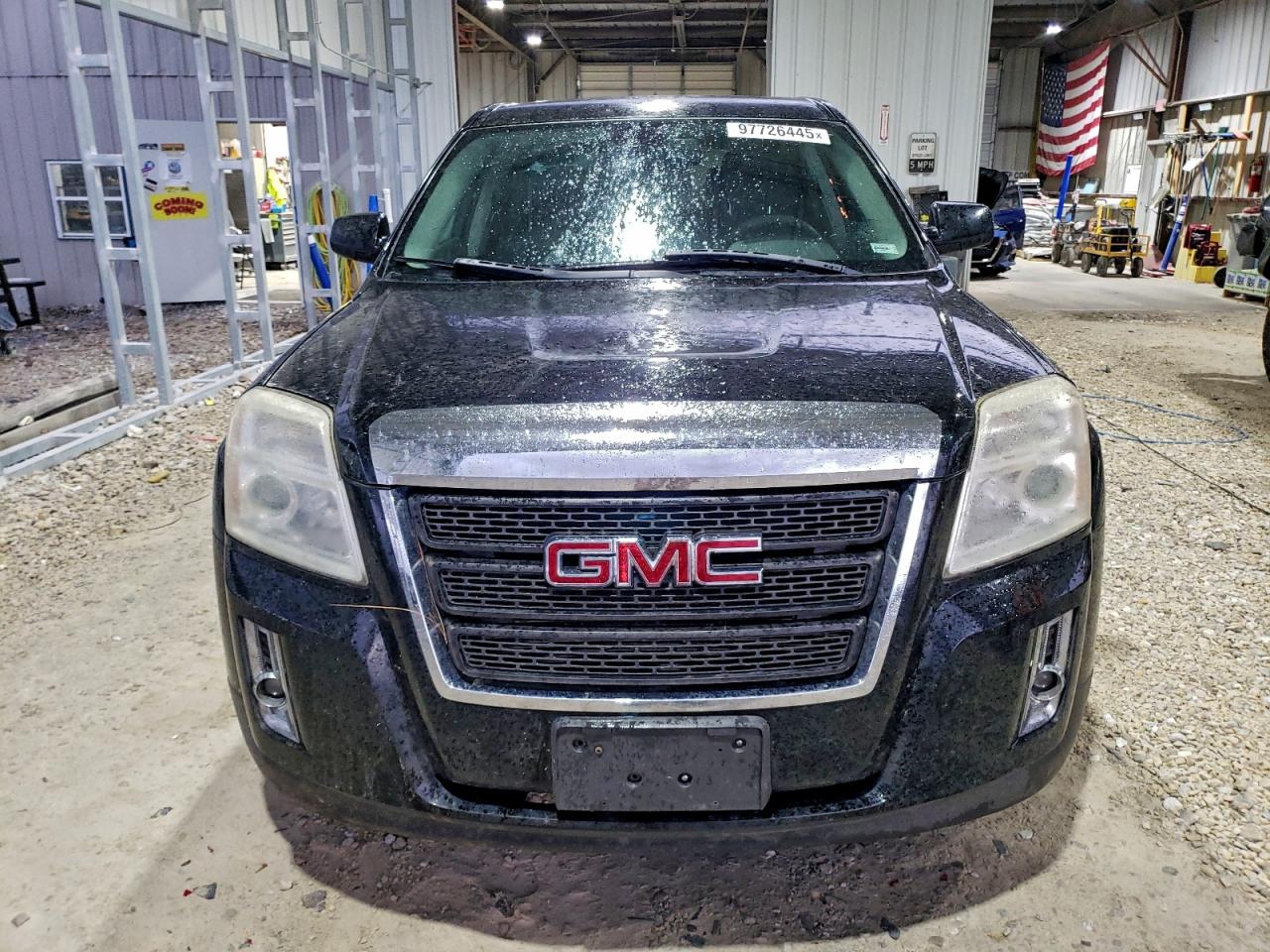 2011 GMC TERRAIN SLE photo 5