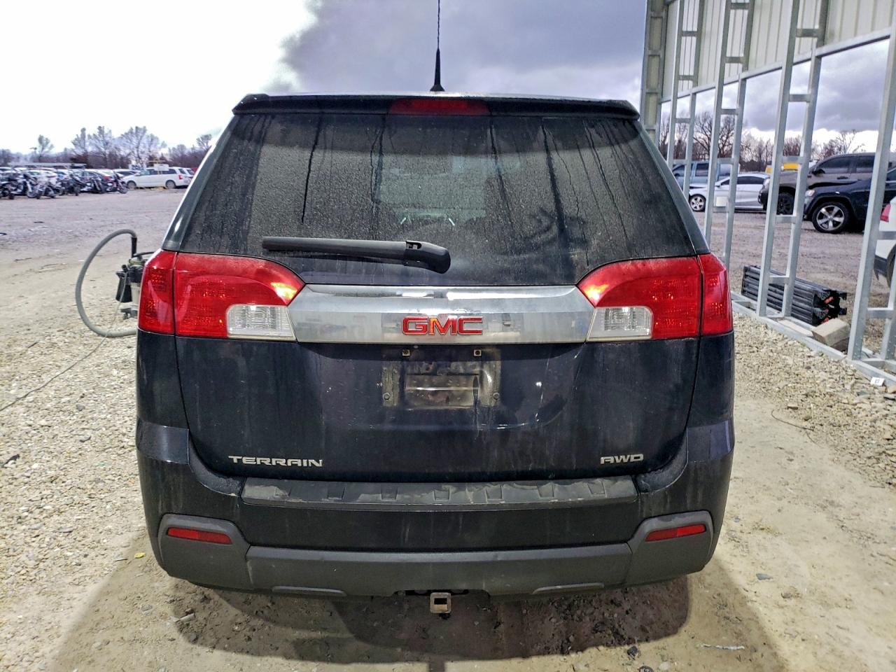 2011 GMC TERRAIN SLE photo 6