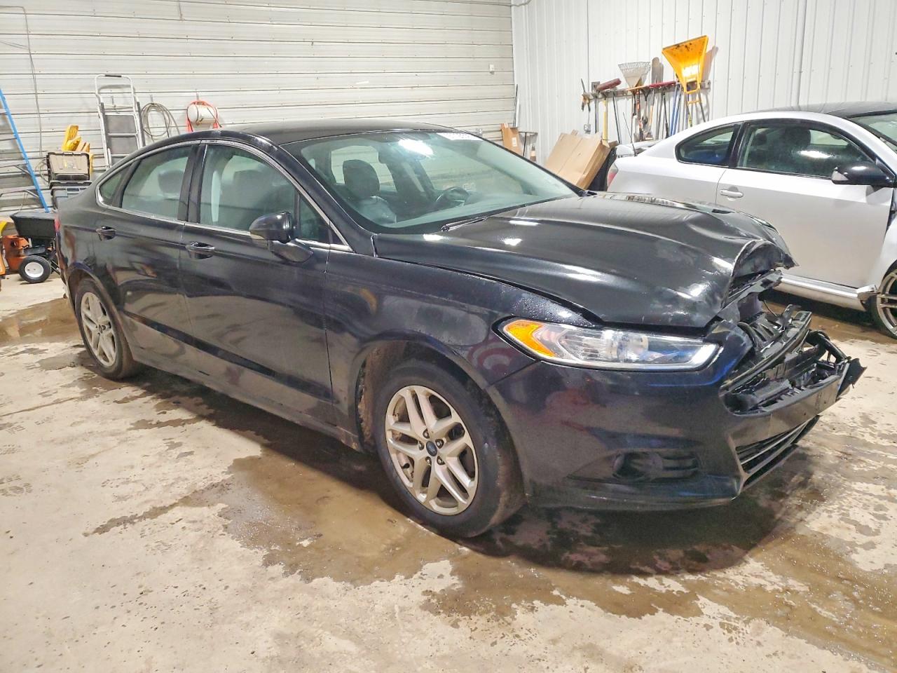 2013 FORD FUSION SE photo 4