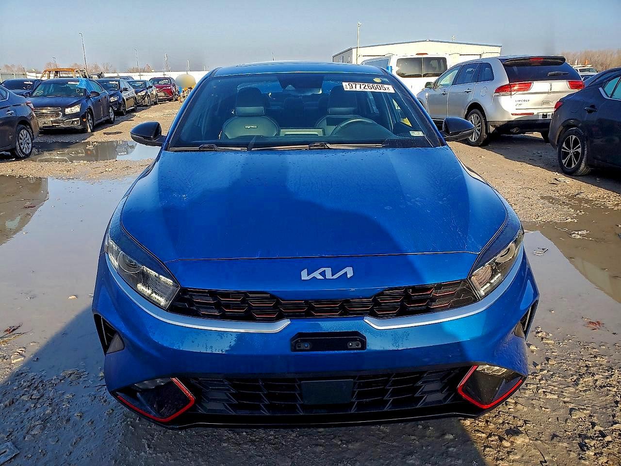 2023 KIA FORTE GT LINE photo 5