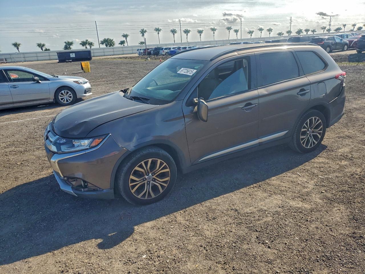 2016 MITSUBISHI OUTLANDER